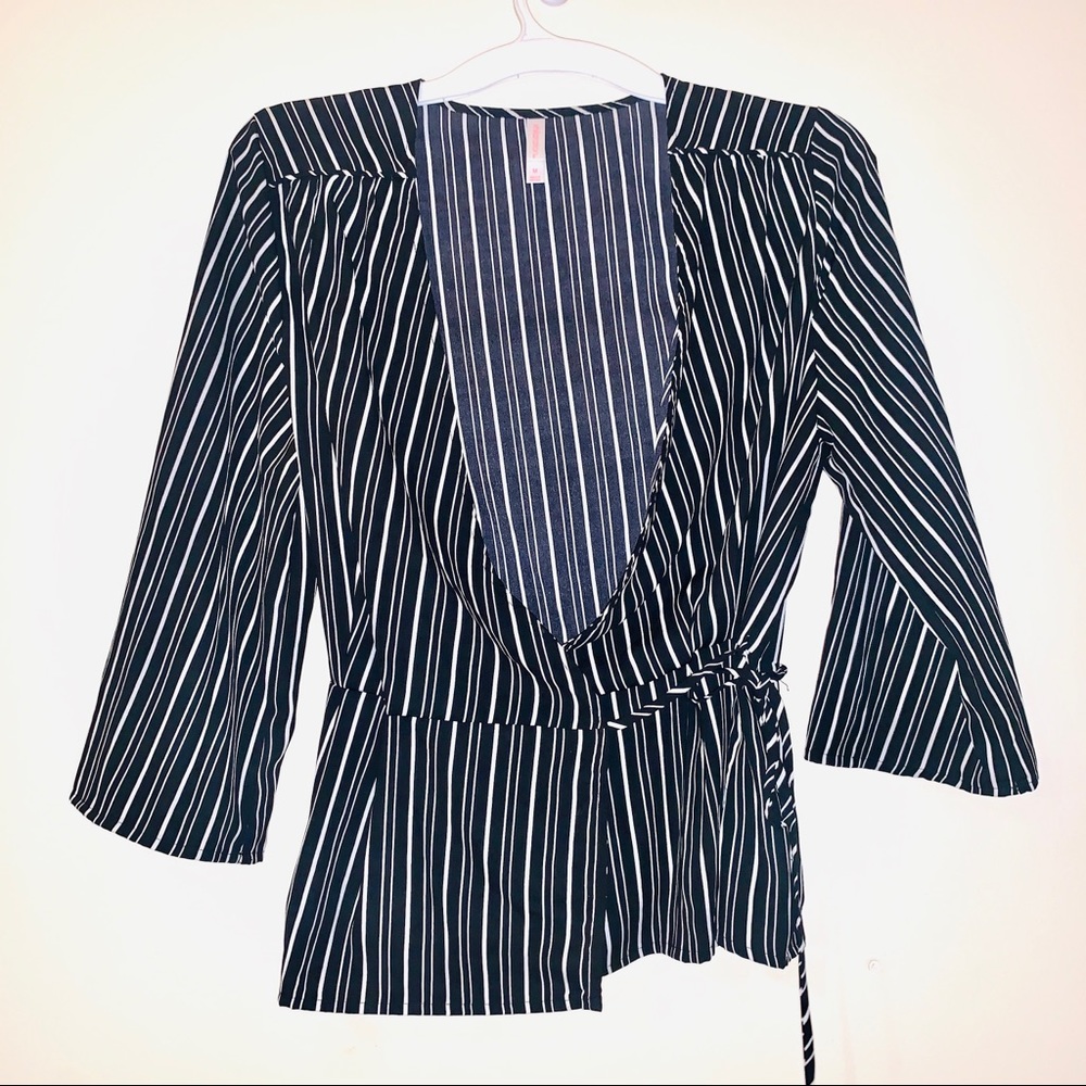 Xhilaration Wrap Top
